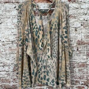 POL xl oversized animal print cheetah soft flowy boho sweater
